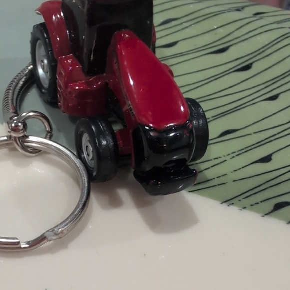 Red Tractor Keychain - Picture 5 of 6